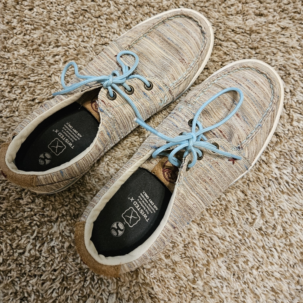 Twisted X Multicolor Fabric Shoes with Light Blue Laces